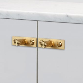 Linear Knurled Furniture Knob Set With Back Plates In Solid Brass