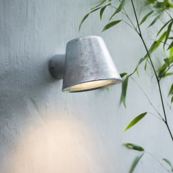 St Ives Exterior Galvanised Mast Light