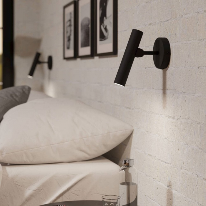 Wall lighting in bedroom 
